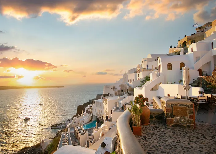 Oia Mare Villas (Adults Only)