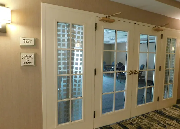 La Quinta By Wyndham Winston-Salem Hotel