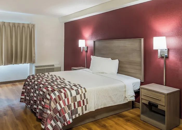 Red Roof Inn Rochester - Airport