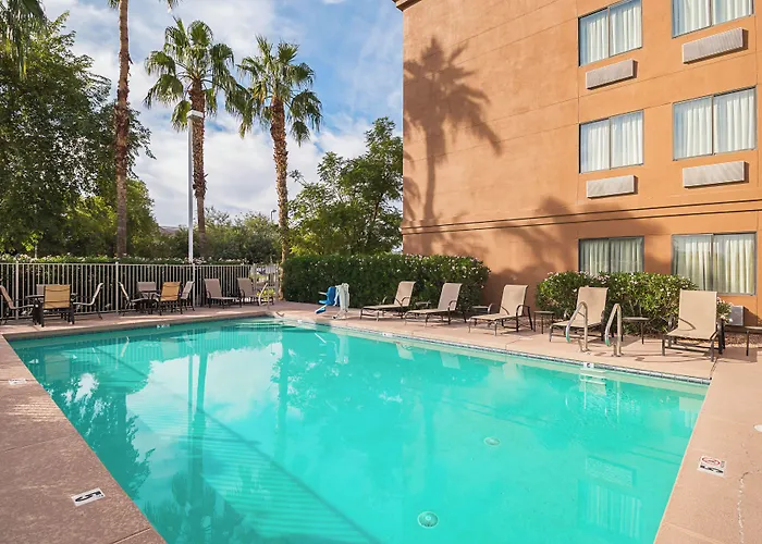 Red Roof Inn Plus + Phoenix West