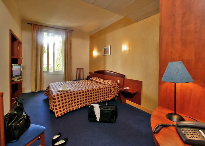 Logis Hotels Grand Hotel D'Orleans Et Restaurant Le Goulu Albi