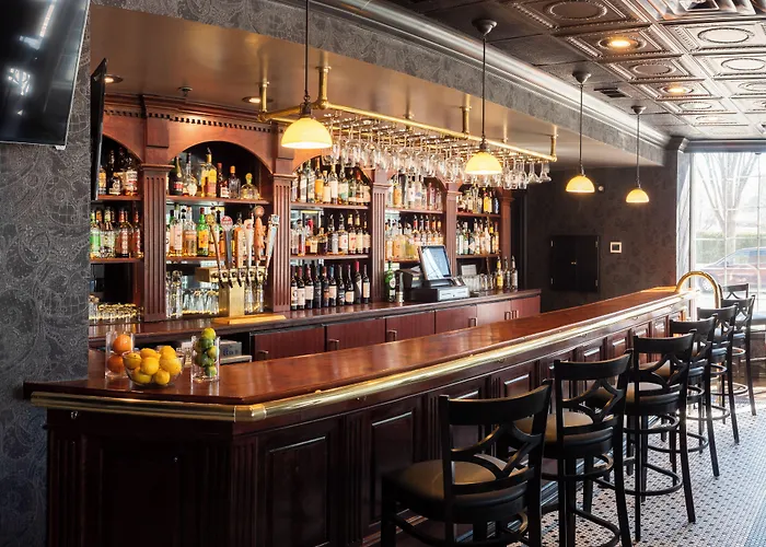 The Queensbury Hotel Glens Falls