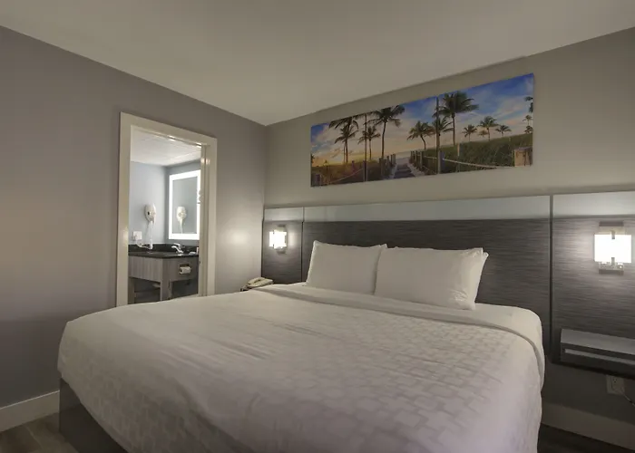 Clarion Pointe Tampa-Brandon Near Fairgrounds And Casino Hotel Mango