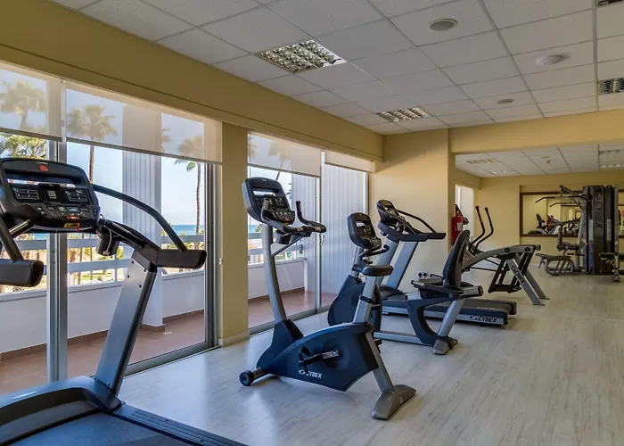 Sun Hall Hotel Larnaca