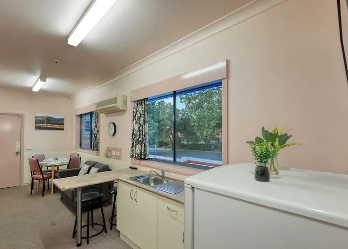 Tumut Farrington Motel