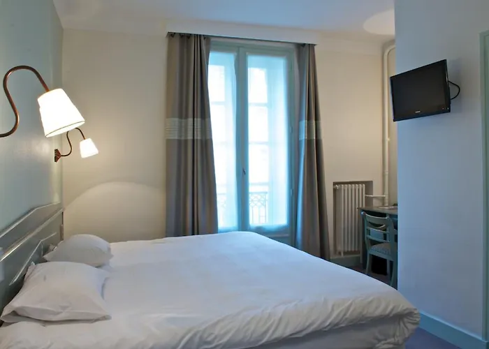 Hôtel Le Roncevaux Pau