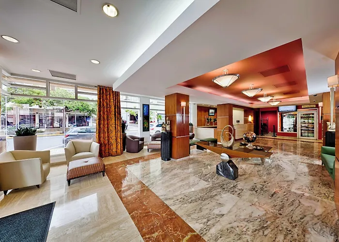 Courtyard By Marriott San Juan Miramar Hotel