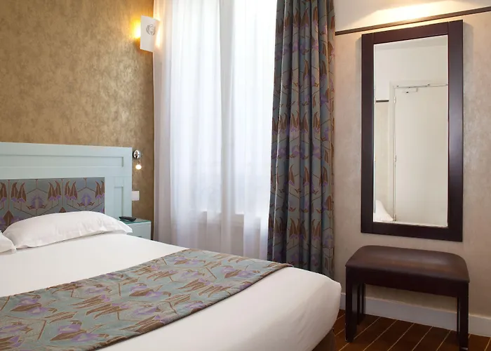 Hotel Eiffel Seine Párizs