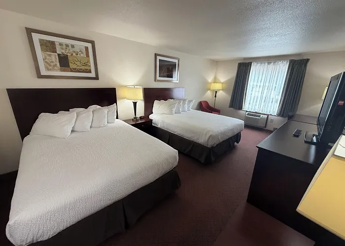Travelodge By Wyndham Ishpeming/Marquette
