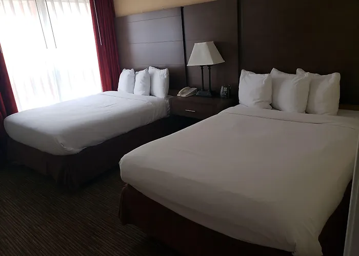 Birch Hill Suites Detroit-Warren