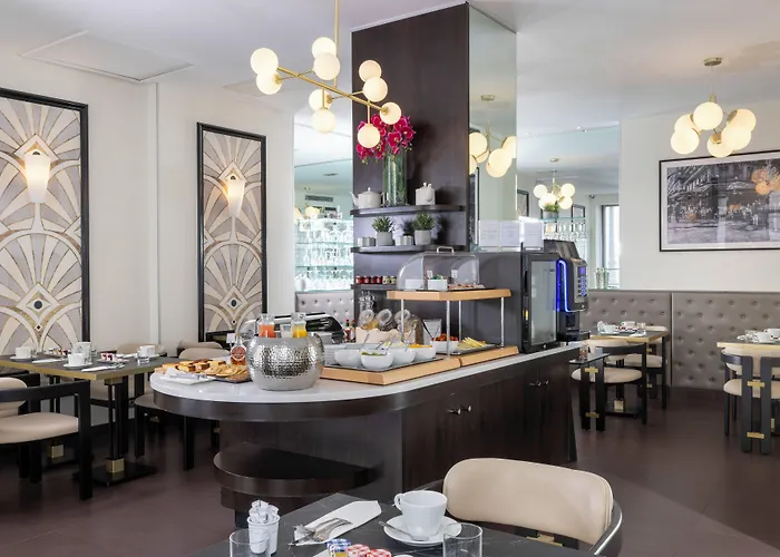 Hotel Elysees Bassano Paris