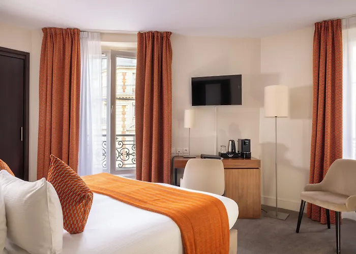 Hotel Elysees Bassano Paris