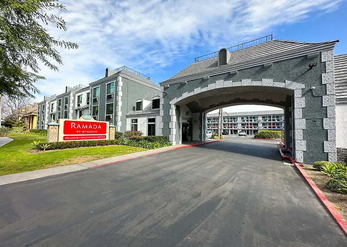 Ramada By Wyndham Anaheim Convention Center Hotel