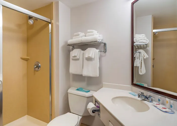 Comfort Inn & Suites Watertown - 1000 Islands