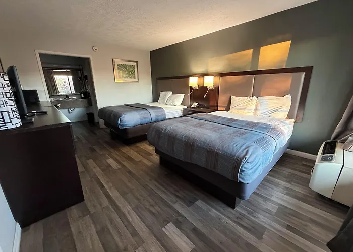 Wilkes-Barre Inn & Suites