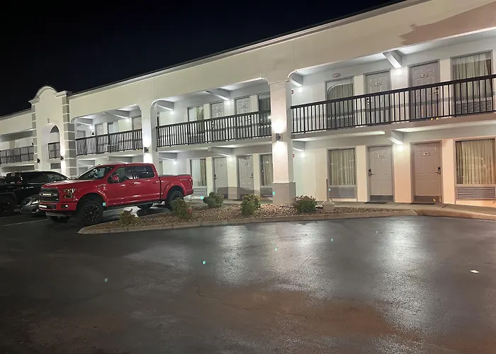 Super 8 By Wyndham Knoxville West/Farragut