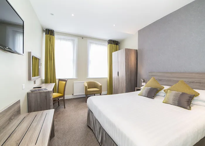Phoenix Hotel London