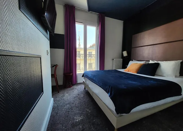 Accueil Hotel Paris Pigalle Montmartre - Hotel Renove
