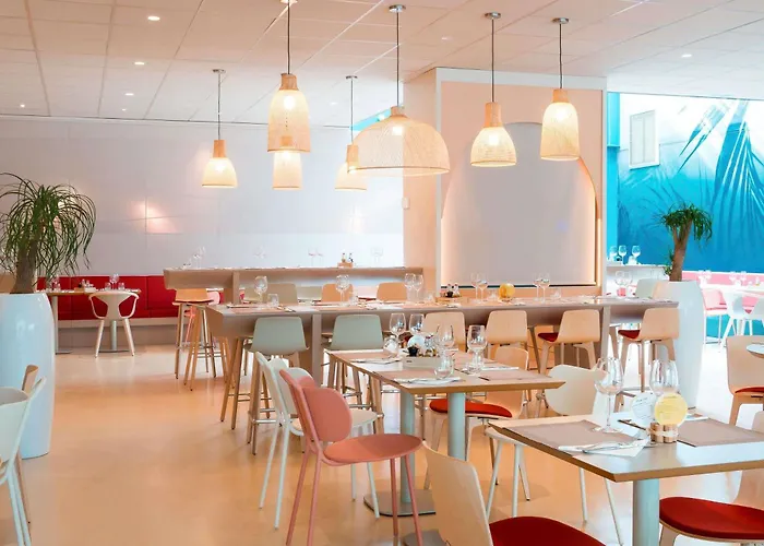 Ibis Styles Toulon Centre Port Hotel