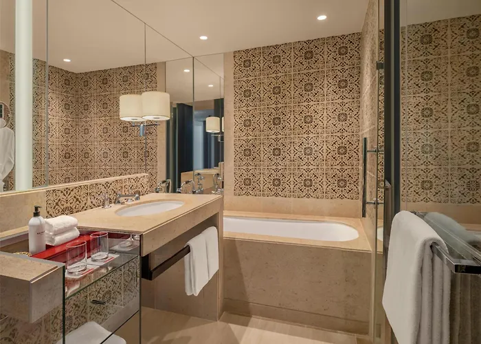 Grand Hyatt Erawan Bangkok Hotel