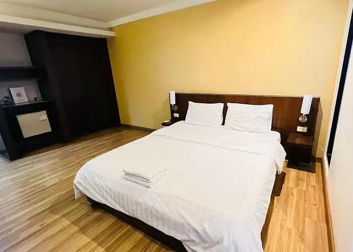 Next Bird Suite Bangkok