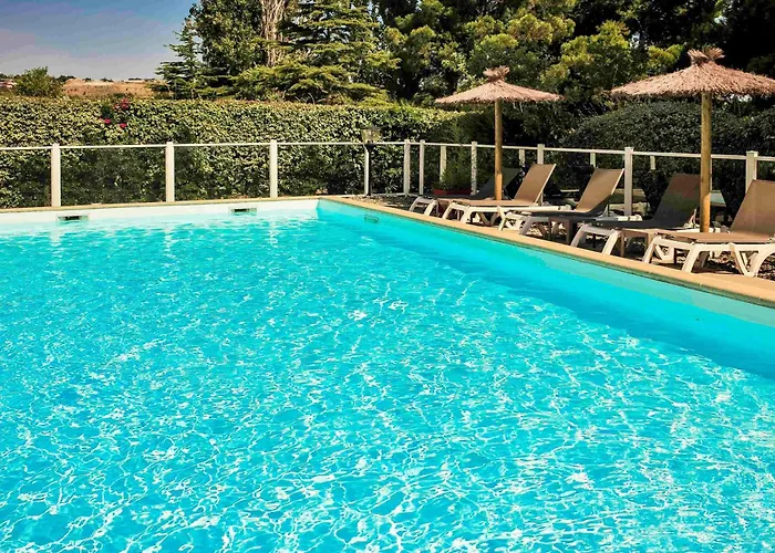 Hotel ibis Marseille Provence Aéroport à Marignane