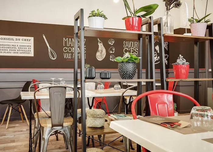 Ibis Angers Centre Chateau