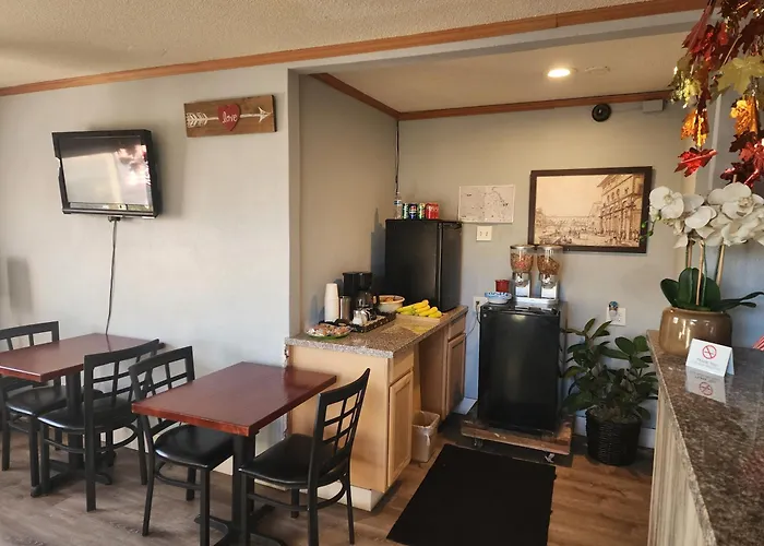 Holiday Lodge Yakima