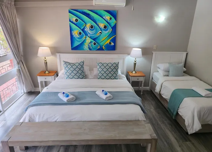Admirals Lodge Guest House And Brightways Self Catering Apartments Port Elizabeth