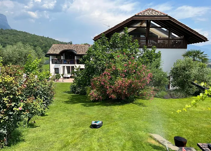 Weingut Weidlhof - Suite & Breakfast - Vacation For Wine Lovers Kaltern