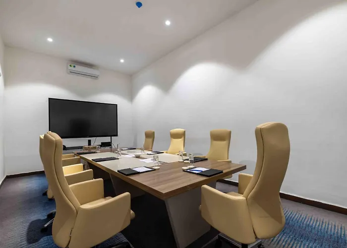 Palms By Eagles Airport City Accra