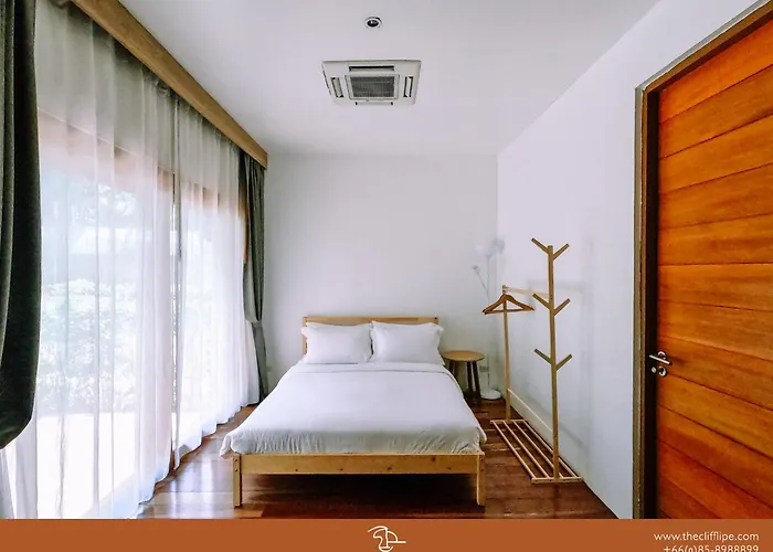 The Cliff Lipe Hotel