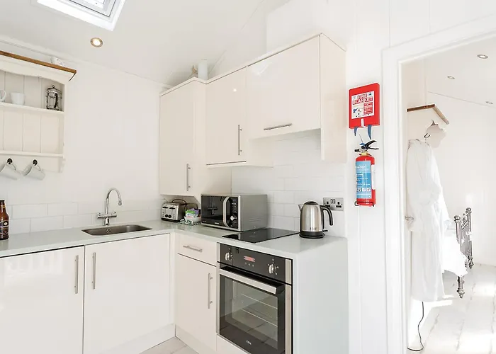 Beach Cove Coastal Retreat Ilfracombe