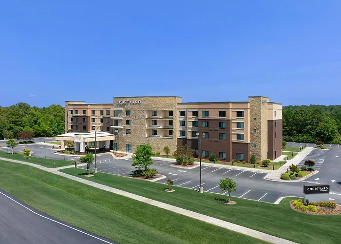 Courtyard By Marriott Jacksonville