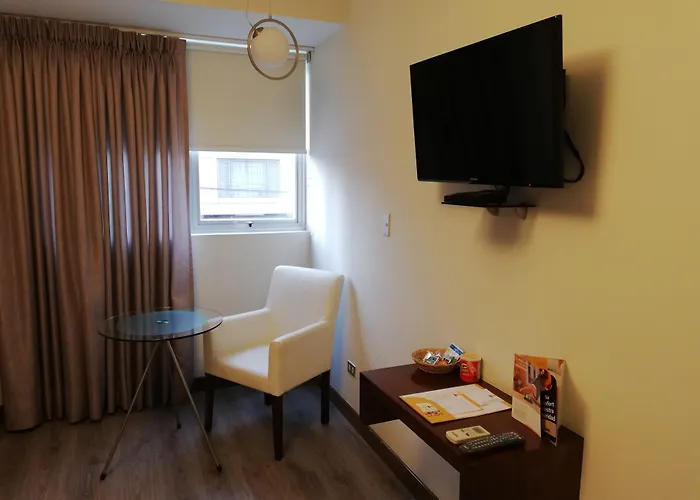 Limaq Hotel