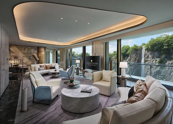 Intercontinental Hotels Shanghai Wonderland By Ihg