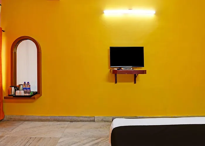 Hotel O By Oyo Red Rose Near Noapara Metro Station Kolkata