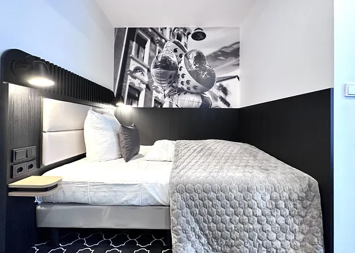 Rhein Hotel St. Martin Cologne