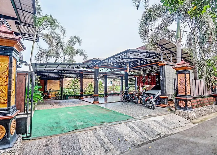 SPOT ON 91337 Pandu Homestay Klaten Surakarta 