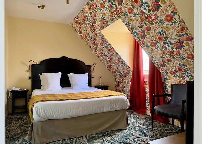 New Hotel Republique Parijs