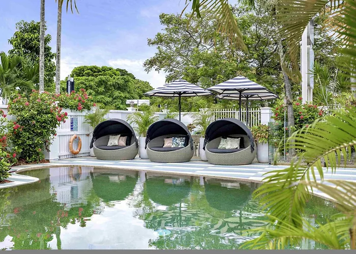Mercure Cairns