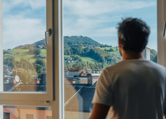Meininger Hotel Salzburg City Center