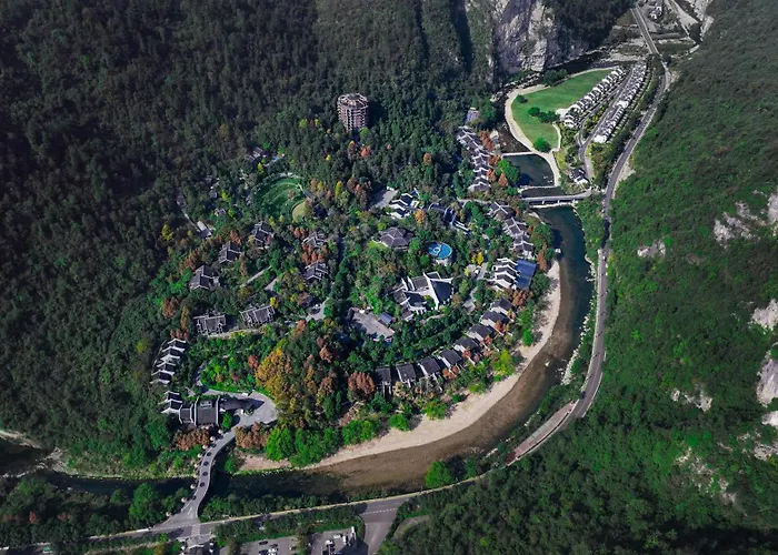 Harmona Resort & Spa Zhangjiajie