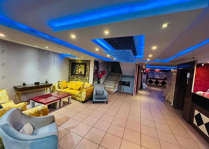 Red White Hotel İstanbul