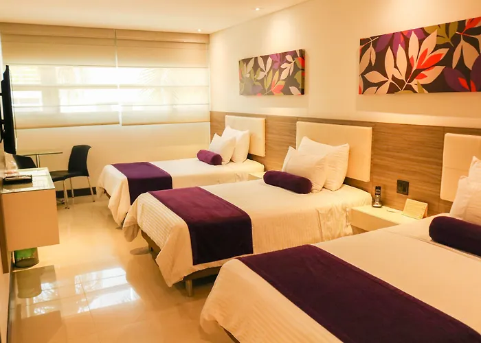 Hotel Loyds Medellin