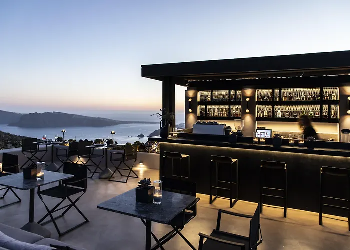 Nimbus Santorini Aparthotel Oia