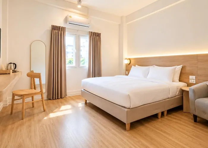 Hotel Papa Bangkok Siriraj