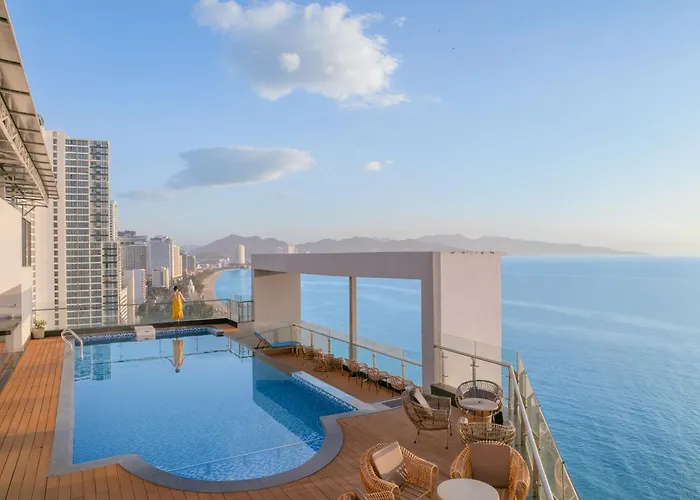 Comodo Nha Trang Hotel