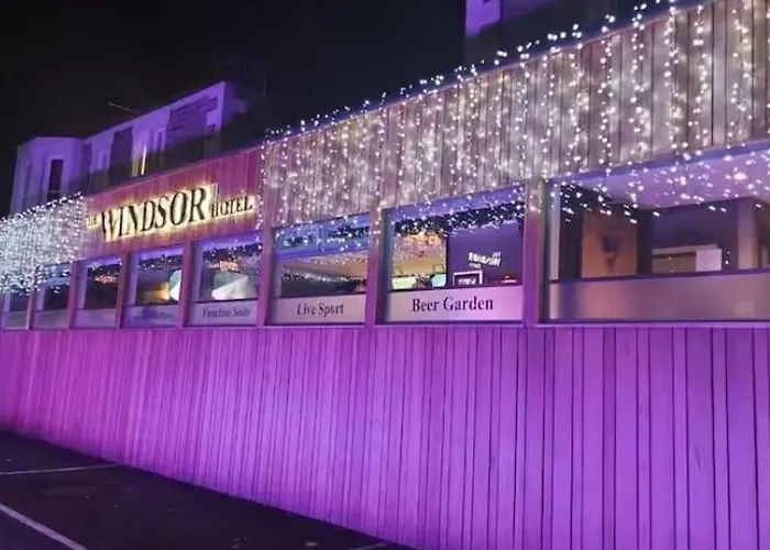The Windsor Hotel And Bar Kirkcaldy