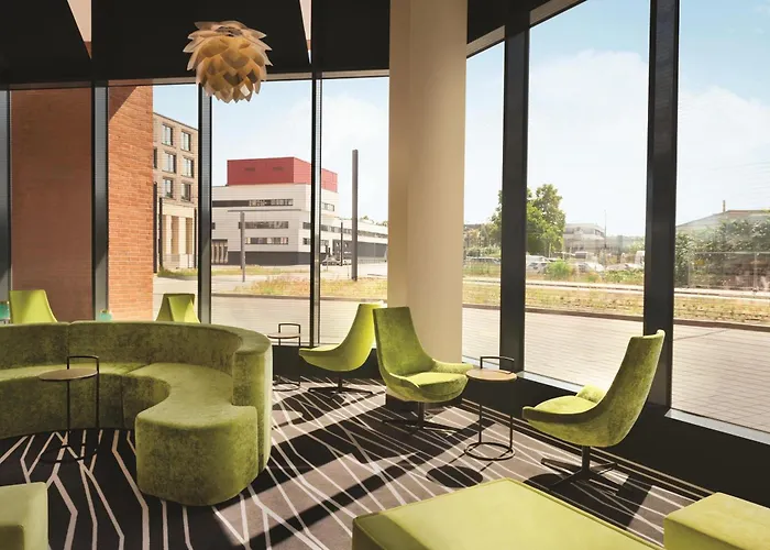 Super 8 By Wyndham Mainz Zollhafen Hotel